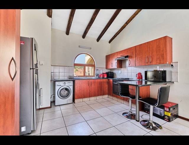 2 BEDROOM APARTMENT FOR SALE IN NORTH RIDING